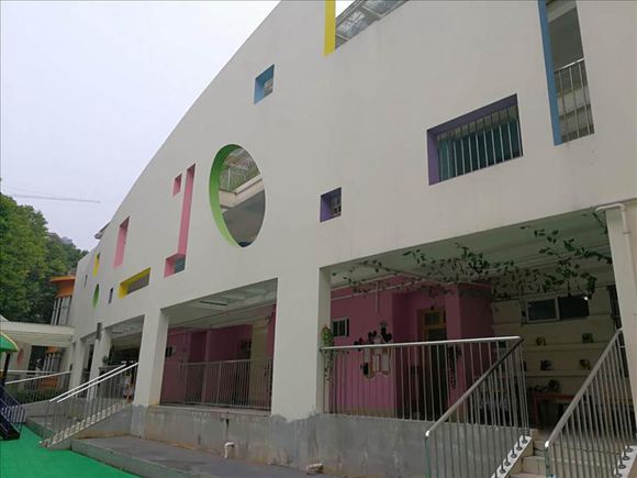 1538130268607034.jpg cdbf6c81800a19d85066051b3ffa828ba61e4643.jpg